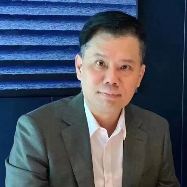 30年箴言:面对未来,核心是自己｜专访澳公会30年会员、上海金光外滩置地有限公司财务总监陈开明