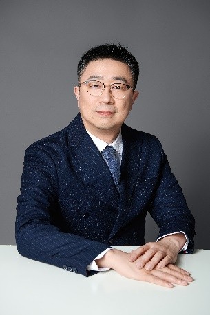 陈易一:战略为笔,争绘全球领先乳业蓝图 陈易一:战略为笔,争绘全球领先乳业蓝图